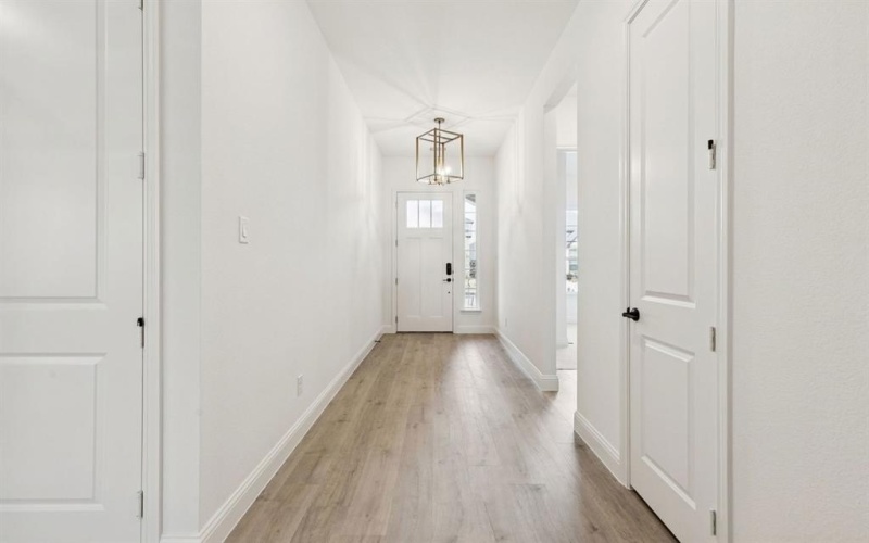 5409 Bardwell Drive, Denton, TX 76226, 4 Habitaciones Habitaciones , ,2 BañosBaños,Residential,En Venta,5409 Bardwell Drive,0,21126624