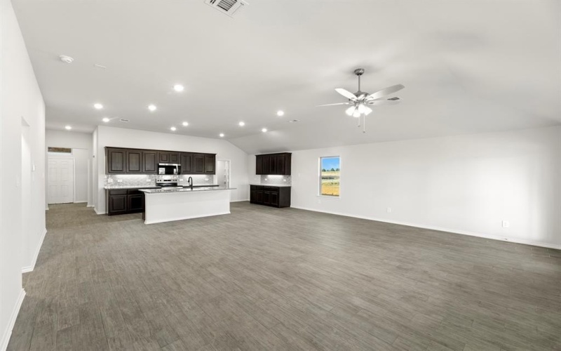 7816 Kingfisher Road, Aubrey, TX 76227, 3 Bedrooms Bedrooms, ,2 BathroomsBathrooms,Residential,For Sale,7816 Kingfisher Road,0,21126817