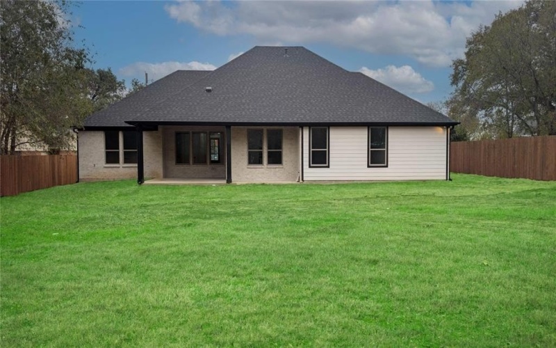 716 Del Drive, Denton, TX 76207, 4 Habitaciones Habitaciones , ,2 BañosBaños,Residential,En Venta,716 Del Drive,0,21126842