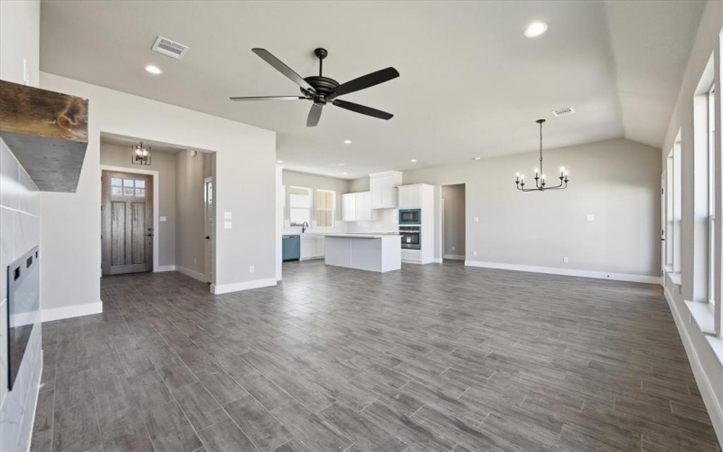 105 Cattleman Drive, Springtown, TX 76082, 3 Habitaciones Habitaciones , ,2 BañosBaños,Residential,En Venta,105 Cattleman Drive,0,21126888