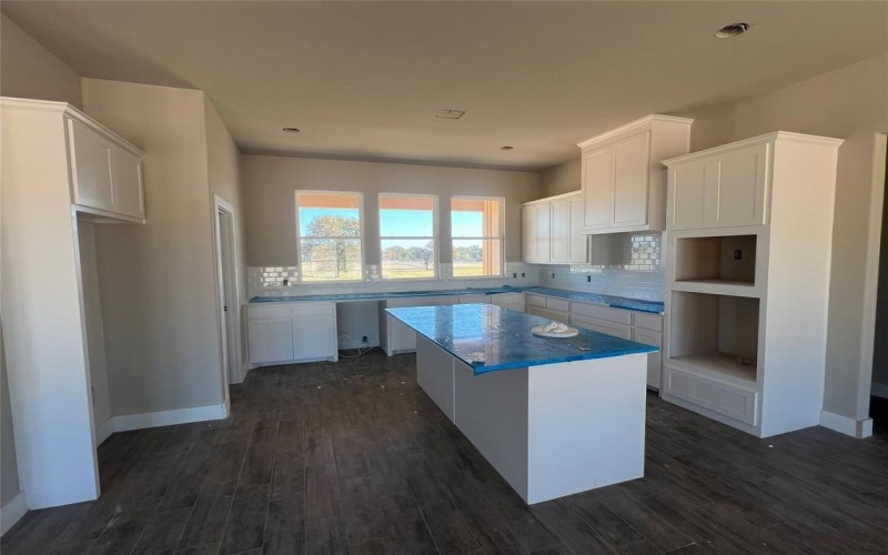 105 Cattleman Drive, Springtown, TX 76082, 3 Bedrooms Bedrooms, ,2 BathroomsBathrooms,Residential,For Sale,105 Cattleman Drive,0,21126888