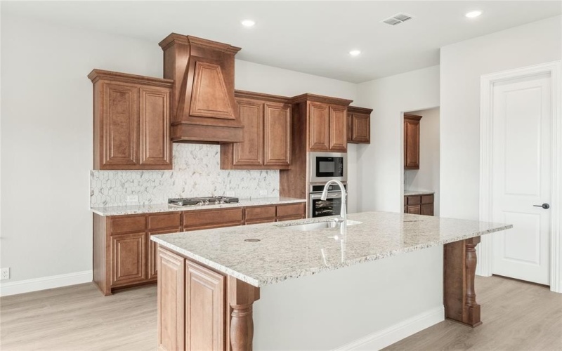 2618 Waterfall Court, Mansfield, TX 76084, 4 Bedrooms Bedrooms, ,5 BathroomsBathrooms,Residential,For Sale,2618 Waterfall Court,0,21126894