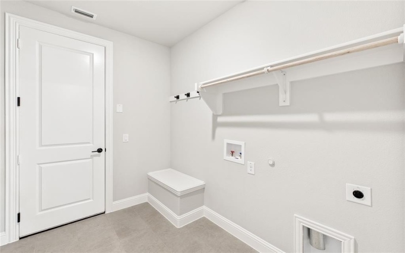 2618 Waterfall Court, Mansfield, TX 76084, 4 Bedrooms Bedrooms, ,5 BathroomsBathrooms,Residential,For Sale,2618 Waterfall Court,0,21126894