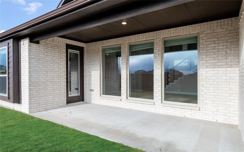 2618 Waterfall Court, Mansfield, TX 76084, 4 Bedrooms Bedrooms, ,5 BathroomsBathrooms,Residential,For Sale,2618 Waterfall Court,0,21126894