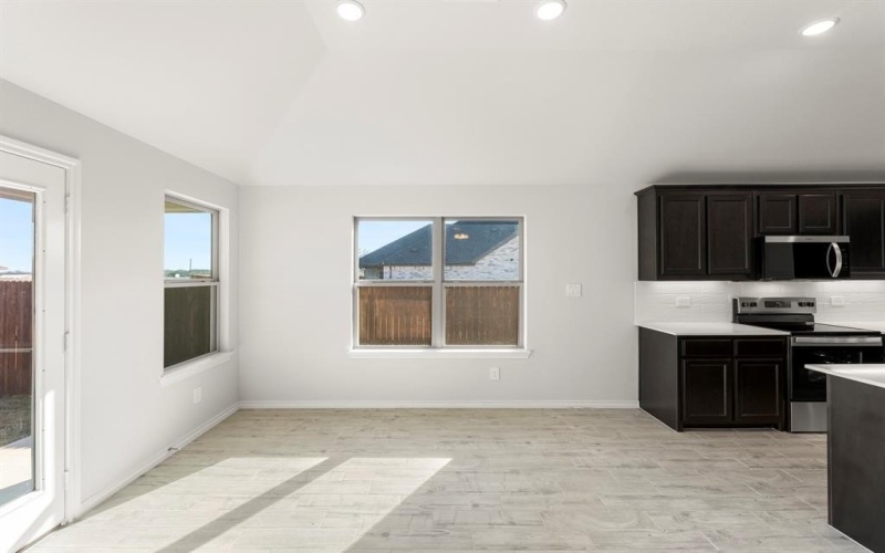 7704 Kingfisher Road, Aubrey, TX 76227, 3 Bedrooms Bedrooms, ,2 BathroomsBathrooms,Residential,For Sale,7704 Kingfisher Road,0,21126900