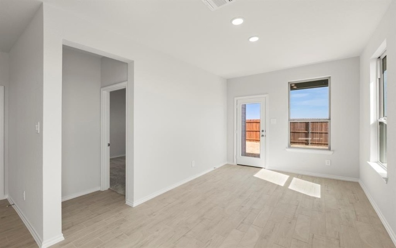 8216 Kingfisher Road, Aubrey, TX 76227, 3 Bedrooms Bedrooms, ,2 BathroomsBathrooms,Residential,For Sale,8216 Kingfisher Road,0,21126908