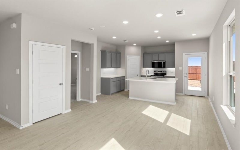 8224 Kingfisher Road, Aubrey, TX 76227, 3 Habitaciones Habitaciones , ,2 BañosBaños,Residential,En Venta,8224 Kingfisher Road,0,21126915