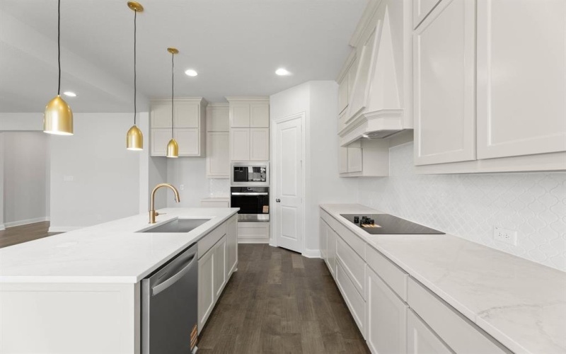 4805 Nomad Drive, Midlothian, TX 76065, 4 Bedrooms Bedrooms, ,2 BathroomsBathrooms,Residential,For Sale,4805 Nomad Drive,0,21126928