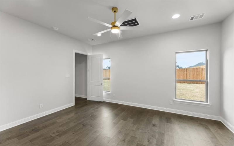 4805 Nomad Drive, Midlothian, TX 76065, 4 Bedrooms Bedrooms, ,2 BathroomsBathrooms,Residential,For Sale,4805 Nomad Drive,0,21126928