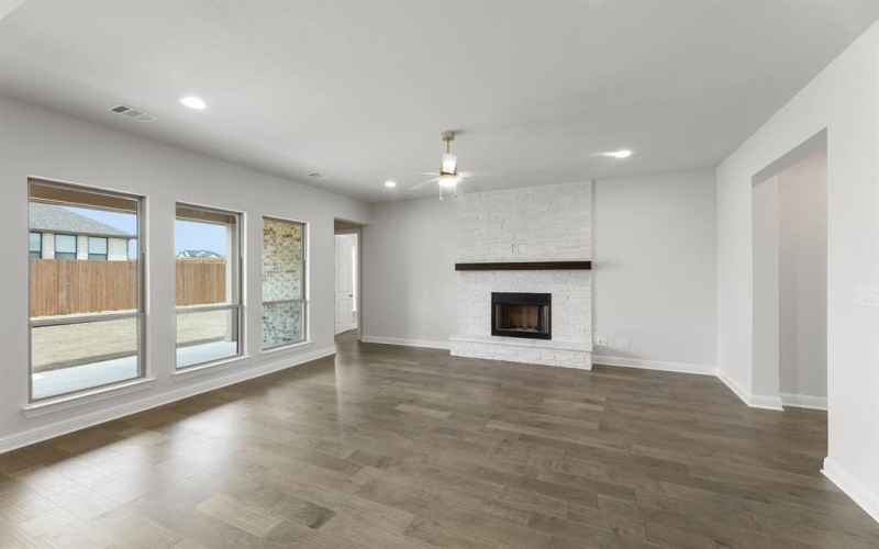 4805 Nomad Drive, Midlothian, TX 76065, 4 Bedrooms Bedrooms, ,2 BathroomsBathrooms,Residential,For Sale,4805 Nomad Drive,0,21126928