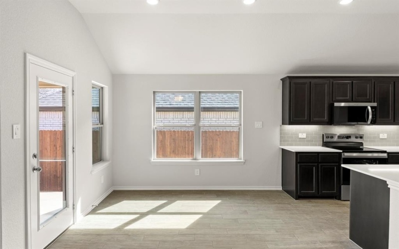 7812 Kingfisher Road, Aubrey, TX 76227, 4 Habitaciones Habitaciones , ,2 BañosBaños,Residential,En Venta,7812 Kingfisher Road,0,21126929