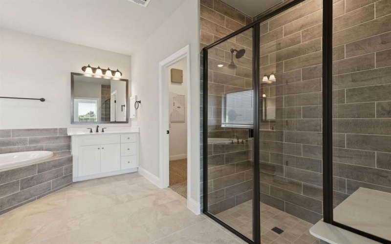 636 Red Maple Road, Waxahachie, TX 75165, 4 Bedrooms Bedrooms, ,3 BathroomsBathrooms,Residential,For Sale,636 Red Maple Road,0,21126967