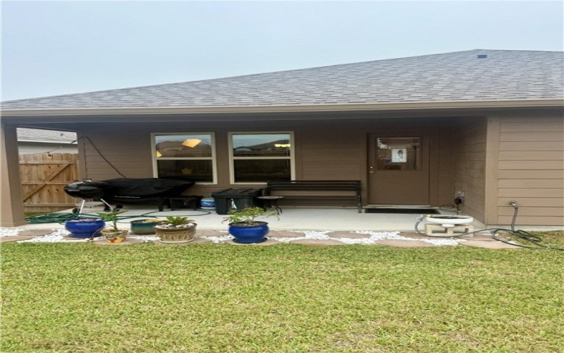 7825 Bronco Buster Drive, Corpus Christi, TX 78414, 4 Bedrooms Bedrooms, ,Residential,For Sale,7825 Bronco Buster Drive,0,468579