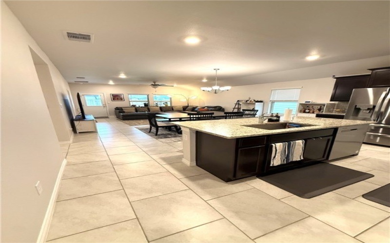 7825 Bronco Buster Drive, Corpus Christi, TX 78414, 4 Bedrooms Bedrooms, ,Residential,For Sale,7825 Bronco Buster Drive,0,468579