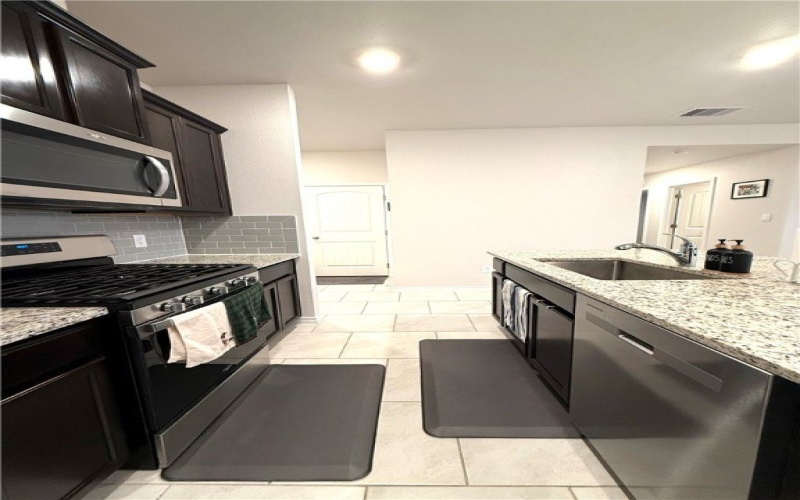 7825 Bronco Buster Drive, Corpus Christi, TX 78414, 4 Bedrooms Bedrooms, ,Residential,For Sale,7825 Bronco Buster Drive,0,468579