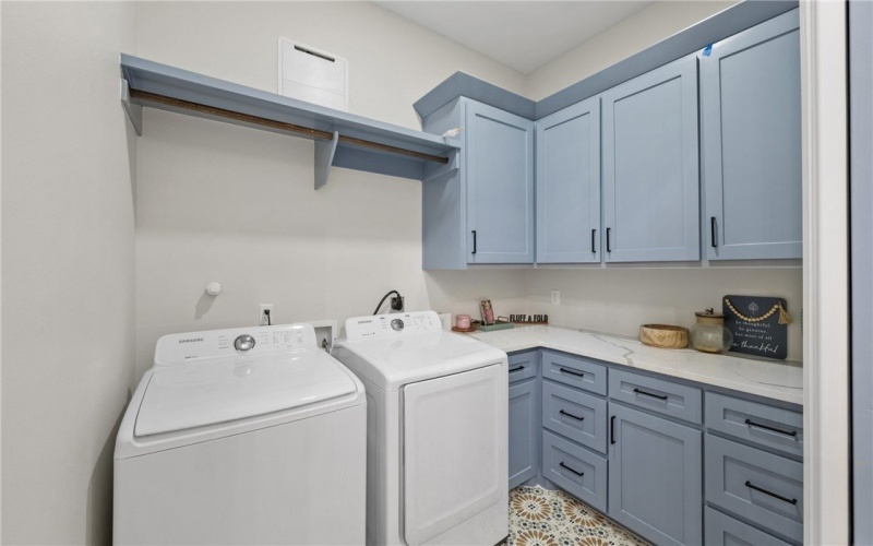 7721 Roman Drive, Corpus Christi, TX 78414, 5 Bedrooms Bedrooms, ,3 BathroomsBathrooms,Residential,For Sale,7721 Roman Drive,0,468620