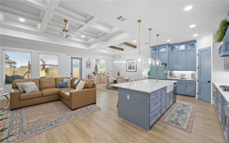 7721 Roman Drive, Corpus Christi, TX 78414, 5 Bedrooms Bedrooms, ,3 BathroomsBathrooms,Residential,For Sale,7721 Roman Drive,0,468620