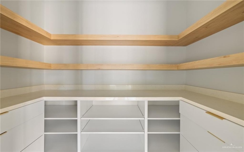 2309 Trinity Avenue, McAllen, TX 78504, 3 Bedrooms Bedrooms, ,2 BathroomsBathrooms,Residential,For Sale,2309 Trinity Avenue,0,488504