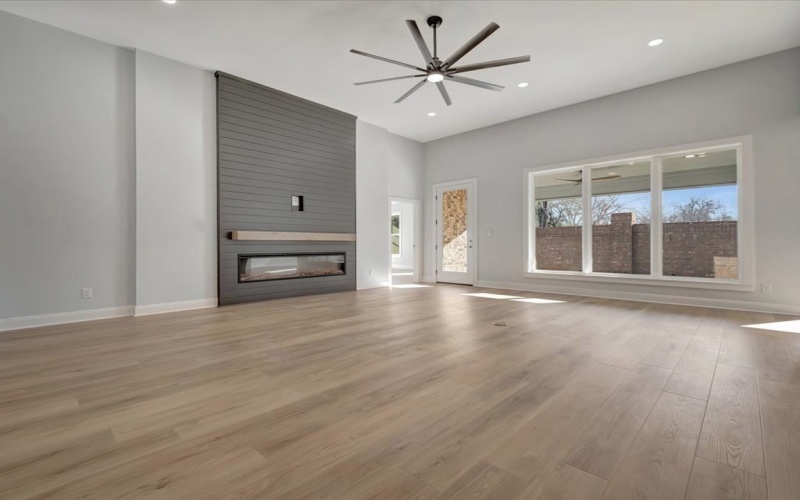 615 St Charles Place, Nacogdoches, TX 75961, 3 Habitaciones Habitaciones , ,2 BañosBaños,Residential,En Venta,615 St Charles Place,0,22502030