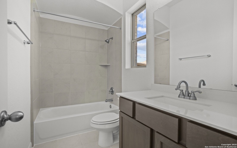 12559 Silver Gate, San Antonio, TX 78254, 4 Bedrooms Bedrooms, ,3 BathroomsBathrooms,Residential,For Sale,12559 Silver Gate,0,1839122