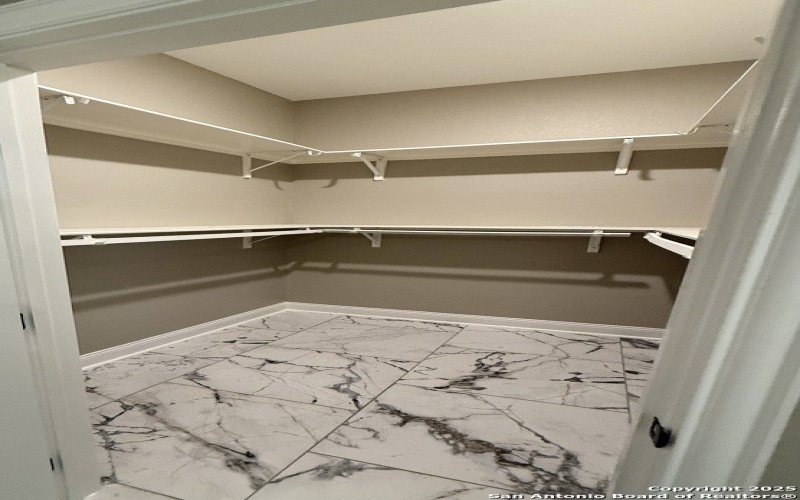 7802 Clearwater Blvd, Selma, TX 78154, 5 Bedrooms Bedrooms, ,5 BathroomsBathrooms,Residential,For Sale,7802 Clearwater Blvd,0,1850734