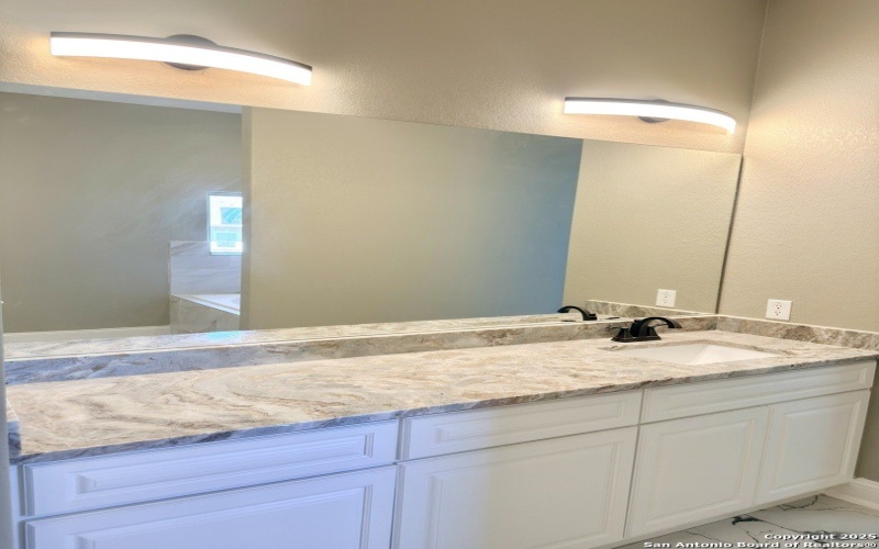 7802 Clearwater Blvd, Selma, TX 78154, 5 Bedrooms Bedrooms, ,5 BathroomsBathrooms,Residential,For Sale,7802 Clearwater Blvd,0,1850734