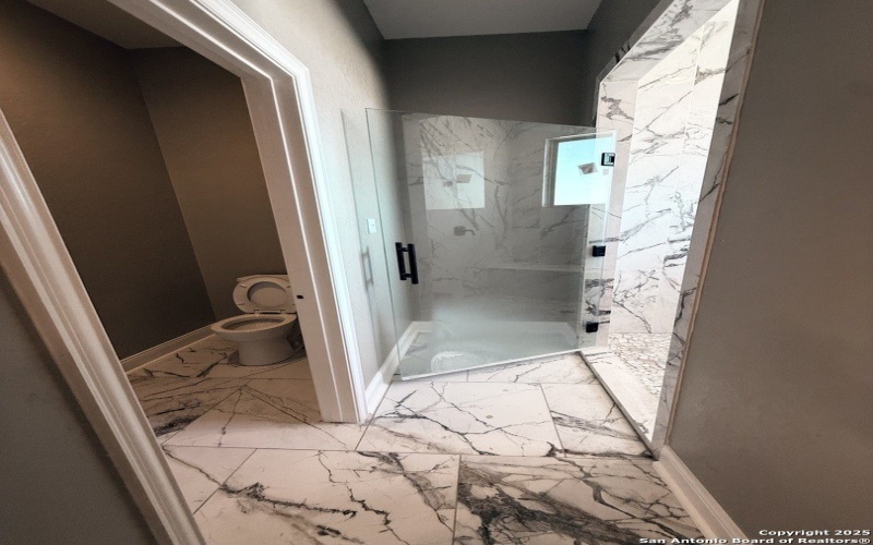 7802 Clearwater Blvd, Selma, TX 78154, 5 Bedrooms Bedrooms, ,5 BathroomsBathrooms,Residential,For Sale,7802 Clearwater Blvd,0,1850734