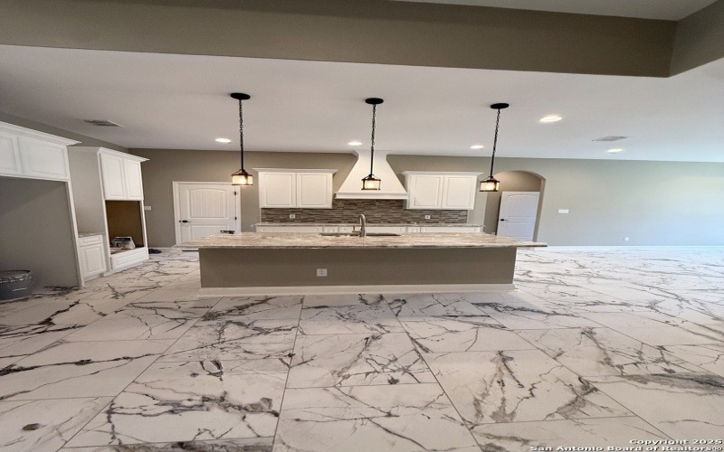 7802 Clearwater Blvd, Selma, TX 78154, 5 Bedrooms Bedrooms, ,5 BathroomsBathrooms,Residential,For Sale,7802 Clearwater Blvd,0,1850734