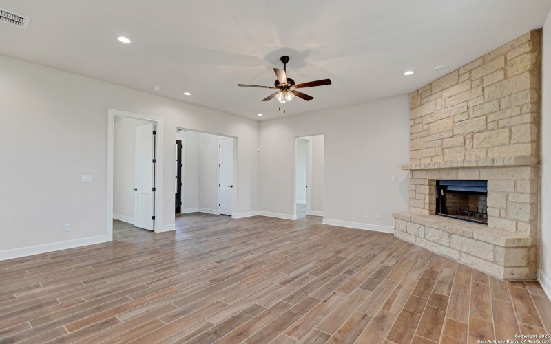 173 Pine Valley Dr, La Vernia, TX 78121, 4 Bedrooms Bedrooms, ,2 BathroomsBathrooms,Residential,For Sale,173 Pine Valley Dr,0,1893268