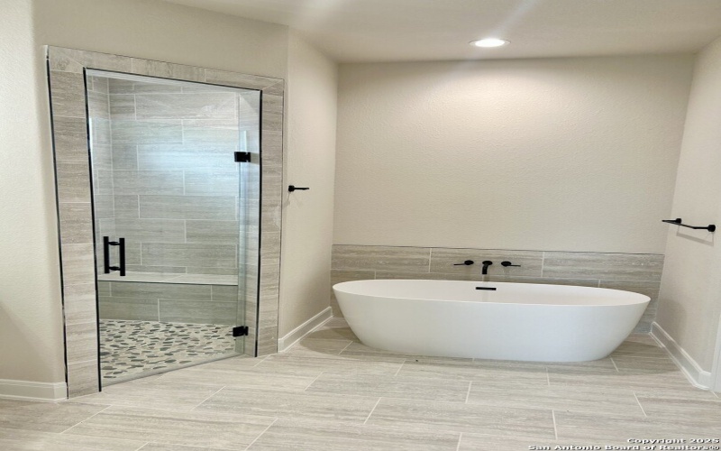 173 Pine Valley Dr, La Vernia, TX 78121, 4 Bedrooms Bedrooms, ,2 BathroomsBathrooms,Residential,For Sale,173 Pine Valley Dr,0,1893268