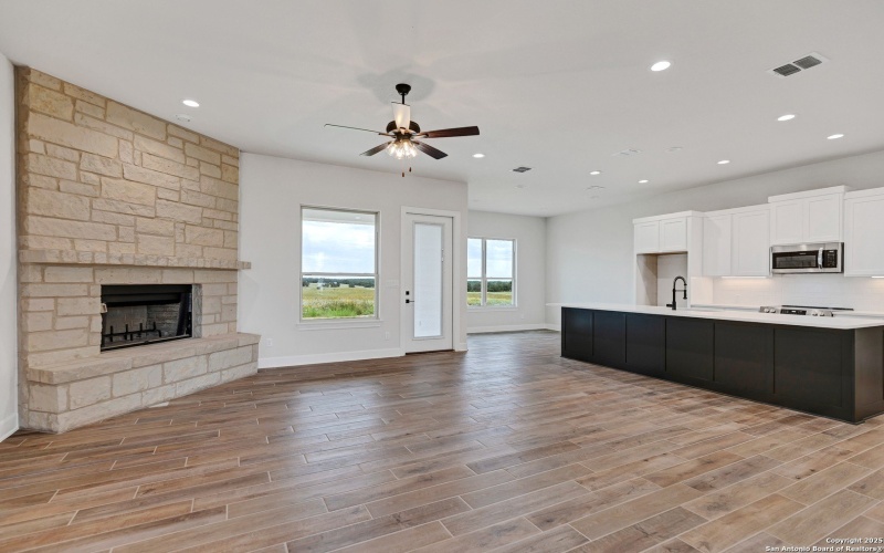 173 Pine Valley Dr, La Vernia, TX 78121, 4 Bedrooms Bedrooms, ,2 BathroomsBathrooms,Residential,For Sale,173 Pine Valley Dr,0,1893268