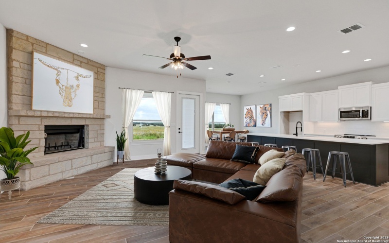 173 Pine Valley Dr, La Vernia, TX 78121, 4 Bedrooms Bedrooms, ,2 BathroomsBathrooms,Residential,For Sale,173 Pine Valley Dr,0,1893268