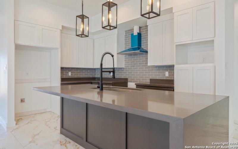 3914 Yoyis St, Laredo, TX 78046, 3 Bedrooms Bedrooms, ,2 BathroomsBathrooms,Residential,For Sale,3914 Yoyis St,0,1896945