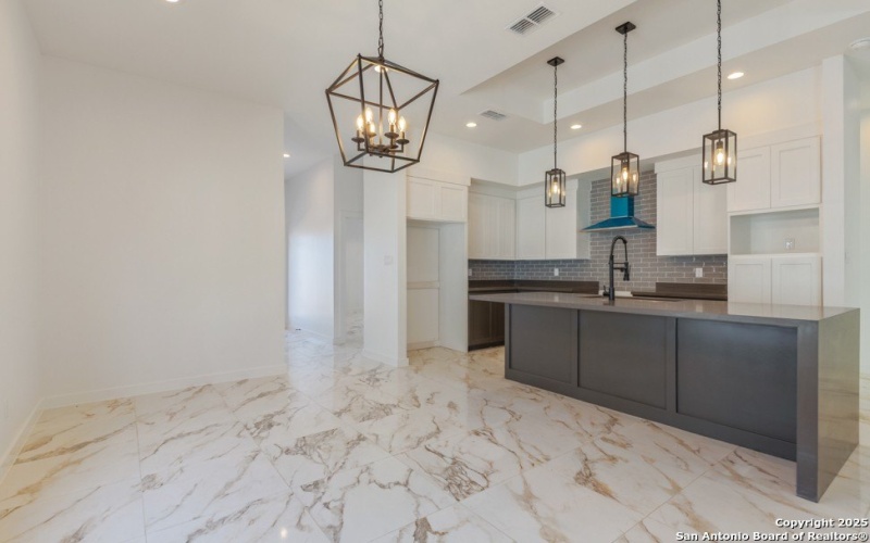 3914 Yoyis St, Laredo, TX 78046, 3 Bedrooms Bedrooms, ,2 BathroomsBathrooms,Residential,For Sale,3914 Yoyis St,0,1896945