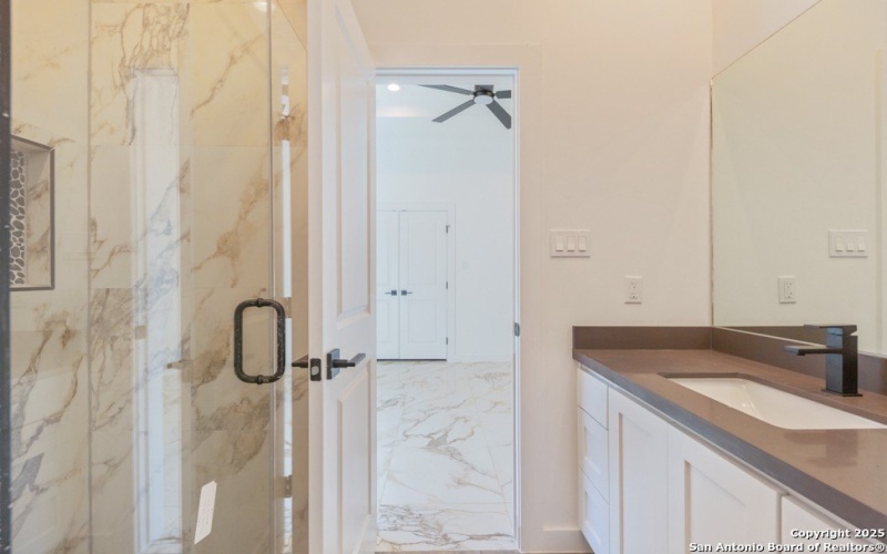 3914 Yoyis St, Laredo, TX 78046, 3 Bedrooms Bedrooms, ,2 BathroomsBathrooms,Residential,For Sale,3914 Yoyis St,0,1896945