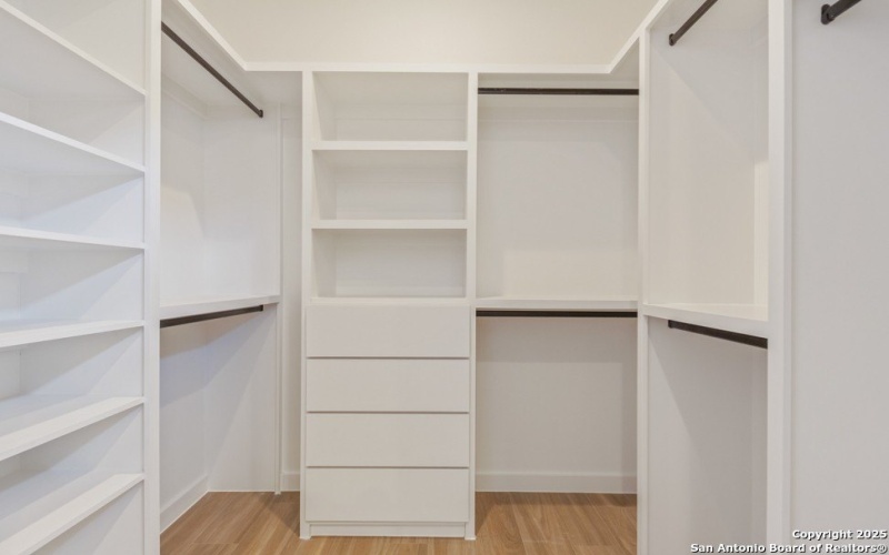 3914 Yoyis St, Laredo, TX 78046, 3 Bedrooms Bedrooms, ,2 BathroomsBathrooms,Residential,For Sale,3914 Yoyis St,0,1896945