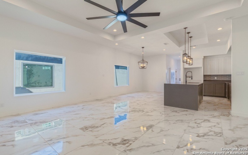 3914 Yoyis St, Laredo, TX 78046, 3 Bedrooms Bedrooms, ,2 BathroomsBathrooms,Residential,For Sale,3914 Yoyis St,0,1896945