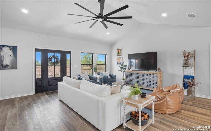 1959 W fm 2044, Alice, TX 78332, 3 Bedrooms Bedrooms, ,2 BathroomsBathrooms,Residential,For Sale,1959 W fm 2044,0,1909118