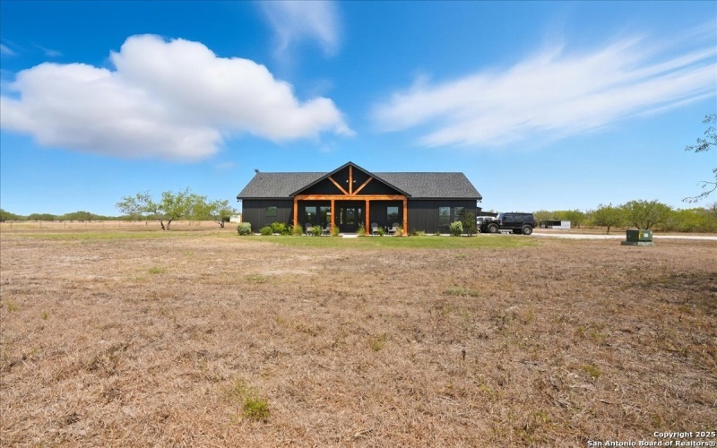 1959 W fm 2044, Alice, TX 78332, 3 Bedrooms Bedrooms, ,2 BathroomsBathrooms,Residential,For Sale,1959 W fm 2044,0,1909118
