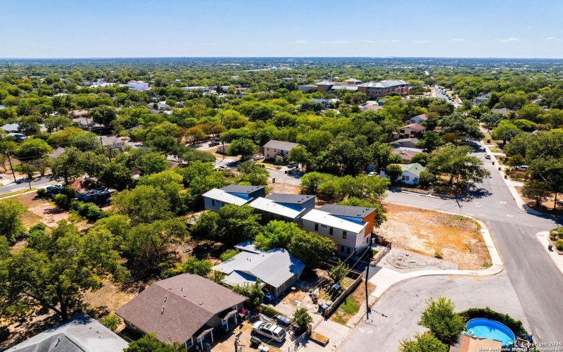 108 Vine St unit: 103 #103, San Antonio, TX 78210, 2 Bedrooms Bedrooms, ,2 BathroomsBathrooms,Residential,For Sale,108 Vine St unit: 103,0,1910936