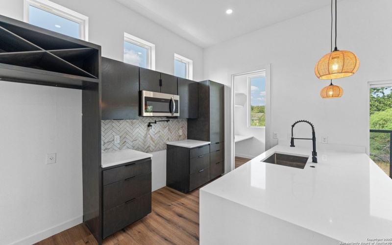 108 Vine St unit: 103 #103, San Antonio, TX 78210, 2 Bedrooms Bedrooms, ,2 BathroomsBathrooms,Residential,For Sale,108 Vine St unit: 103,0,1910936