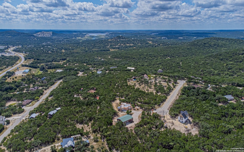 182 country point, Lakehills, TX 78063, 3 Bedrooms Bedrooms, ,2 BathroomsBathrooms,Residential,For Sale,182 country point,0,1911822