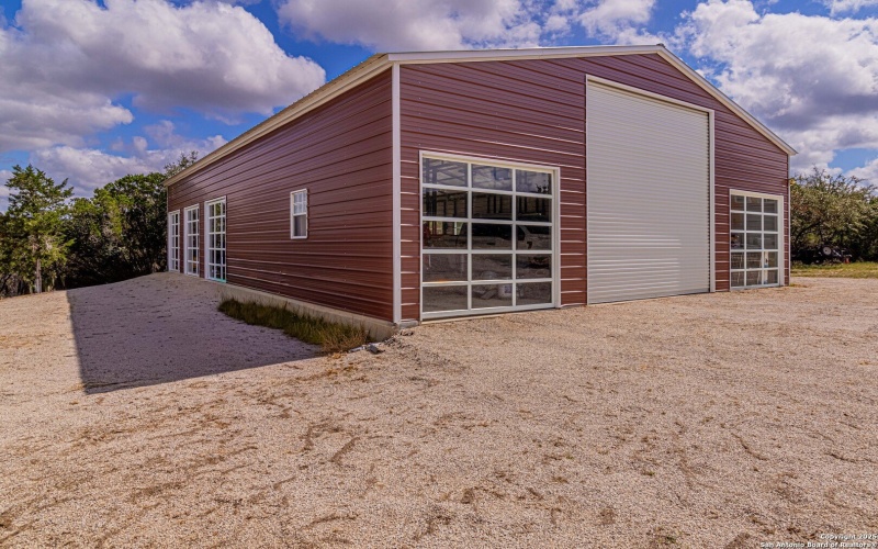 182 country point, Lakehills, TX 78063, 3 Bedrooms Bedrooms, ,2 BathroomsBathrooms,Residential,For Sale,182 country point,0,1911822