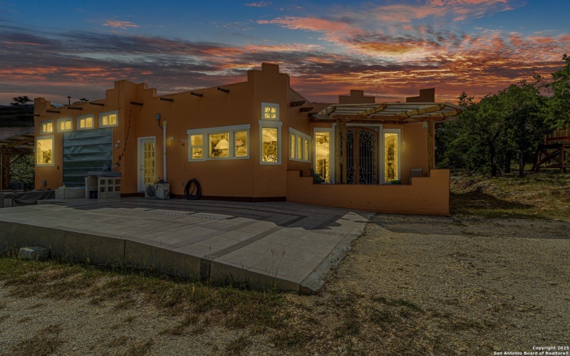 182 country point, Lakehills, TX 78063, 3 Bedrooms Bedrooms, ,2 BathroomsBathrooms,Residential,For Sale,182 country point,0,1911822