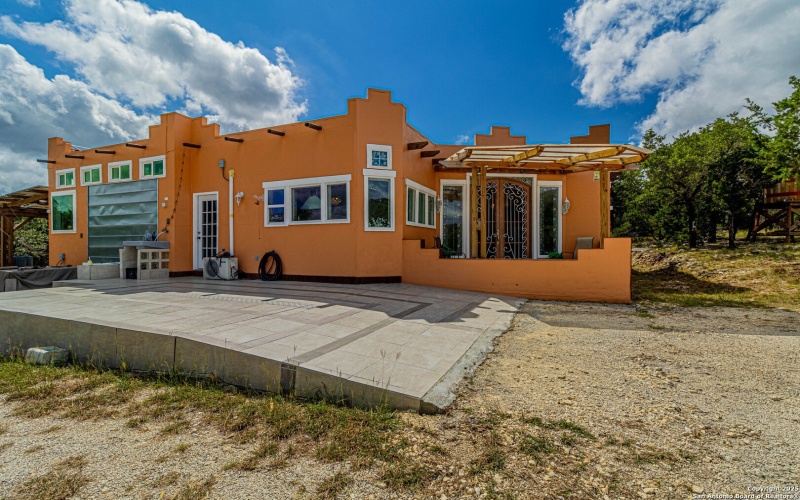 182 country point, Lakehills, TX 78063, 3 Bedrooms Bedrooms, ,2 BathroomsBathrooms,Residential,For Sale,182 country point,0,1911822