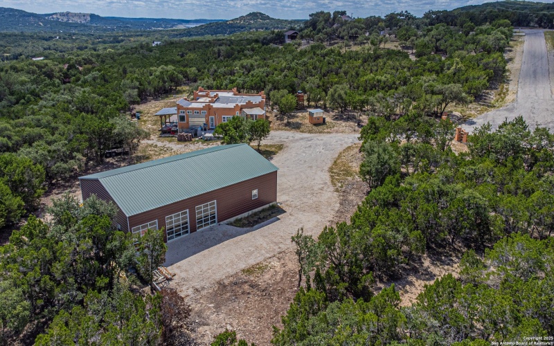 182 country point, Lakehills, TX 78063, 3 Bedrooms Bedrooms, ,2 BathroomsBathrooms,Residential,For Sale,182 country point,0,1911822