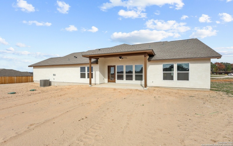 70 Log Cabin Way, Poteet, TX 78065, 4 Bedrooms Bedrooms, ,2 BathroomsBathrooms,Residential,For Sale,70 Log Cabin Way,0,1911937