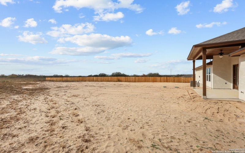 70 Log Cabin Way, Poteet, TX 78065, 4 Bedrooms Bedrooms, ,2 BathroomsBathrooms,Residential,For Sale,70 Log Cabin Way,0,1911937