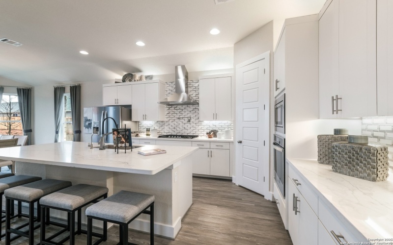 379 Borchers Blvd, New Braunfels, TX 78132, 4 Bedrooms Bedrooms, ,5 BathroomsBathrooms,Residential,For Sale,379 Borchers Blvd,0,1912065