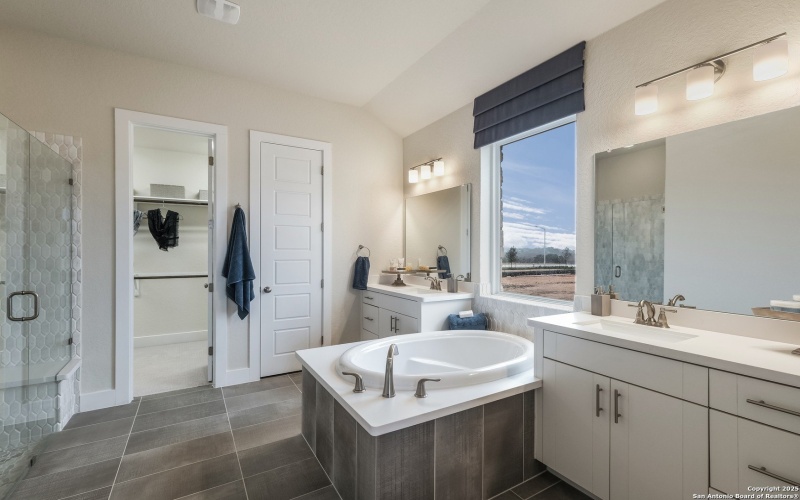 379 Borchers Blvd, New Braunfels, TX 78132, 4 Bedrooms Bedrooms, ,5 BathroomsBathrooms,Residential,For Sale,379 Borchers Blvd,0,1912065